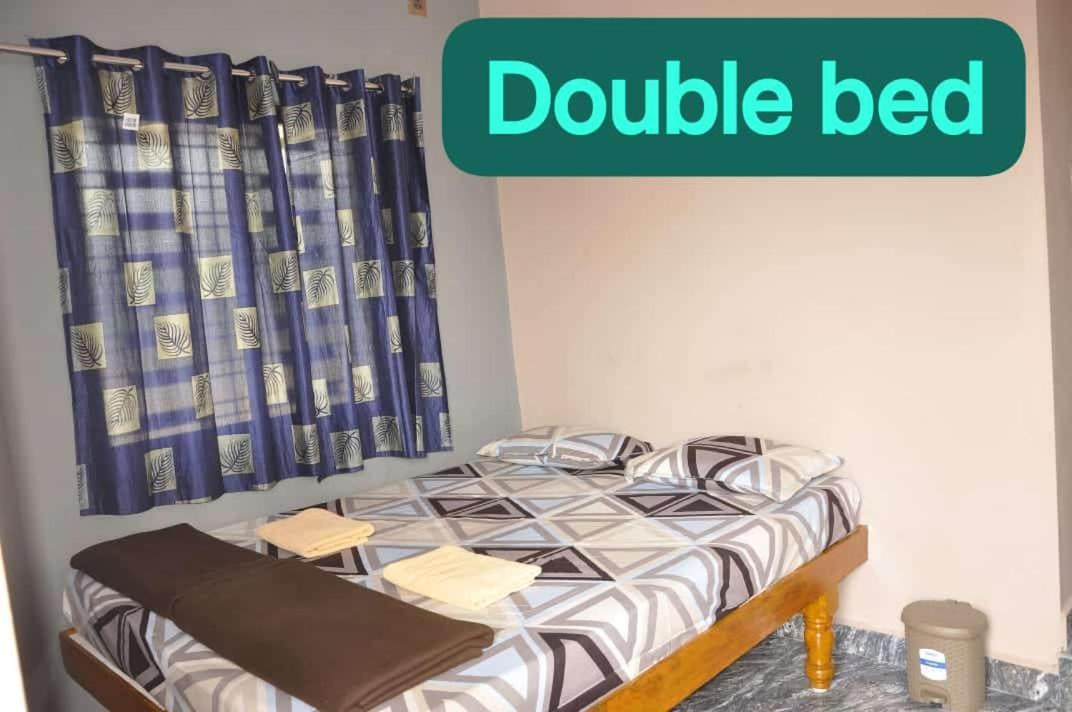 Classic Homestay Hampi Luaran gambar