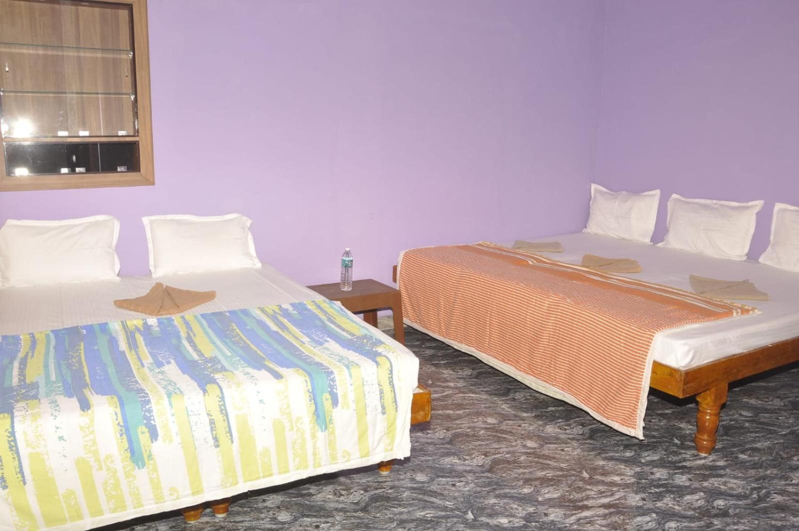 Classic Homestay Hampi Luaran gambar